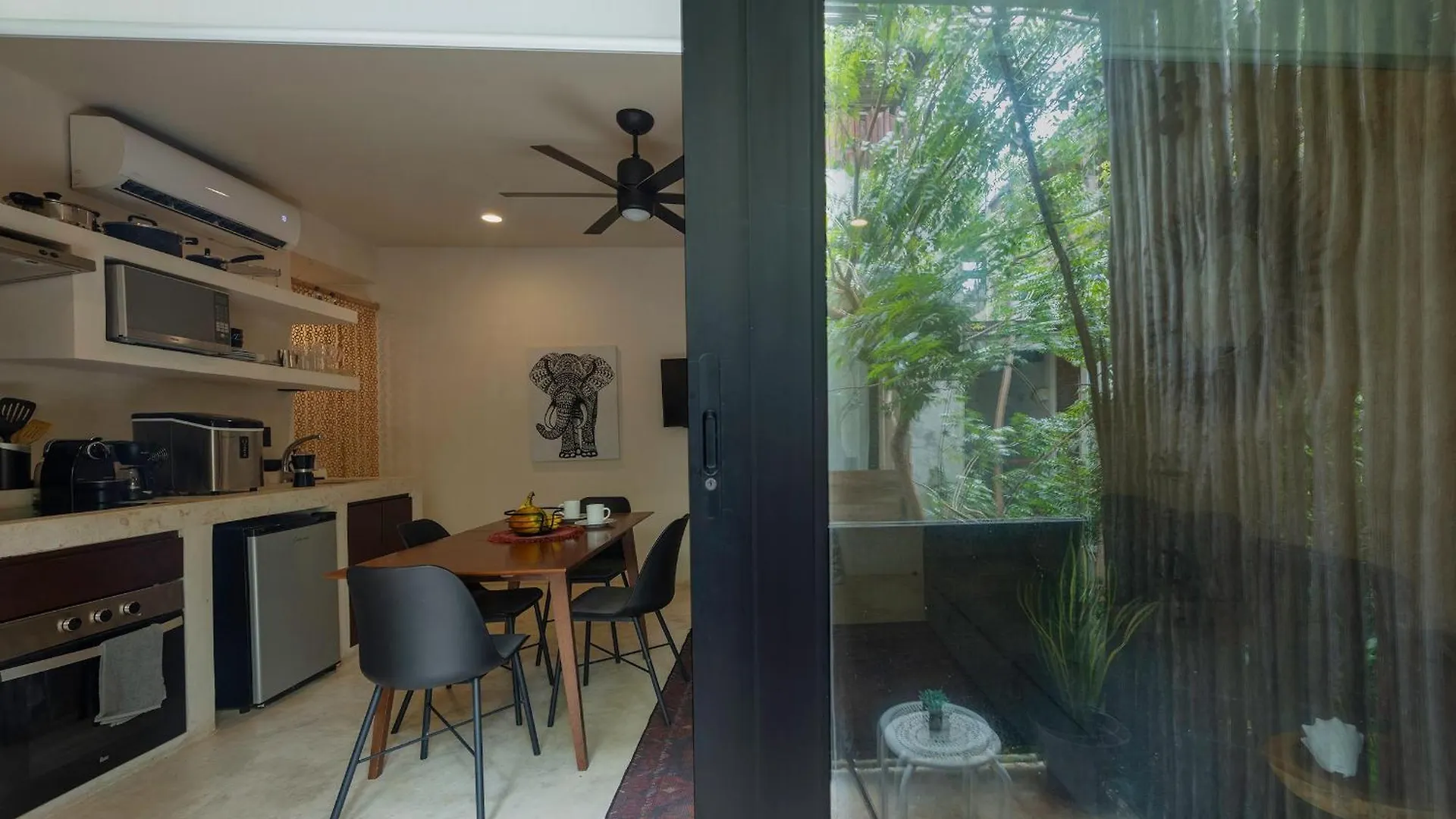 Charming Tulum Getaway In Prime Location Apartment Mexico